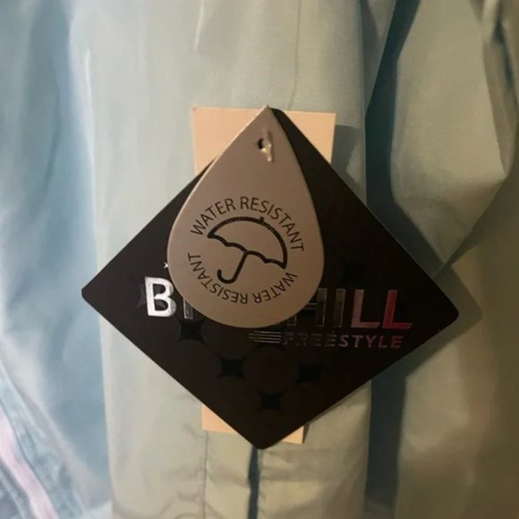 🆕 Big Chill Windbreaker in Sky Light Blue - Picture 7 of 7